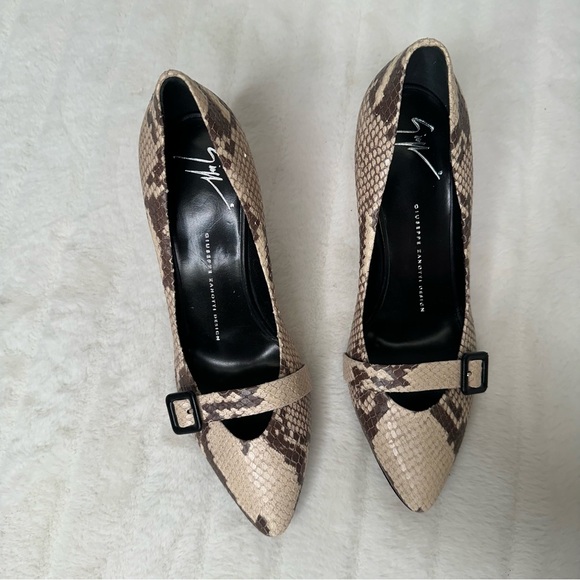 Giuseppe Zanotti 🎂 Snake embossed leather, top strap with contrast red heelSz37 - Picture 3 of 9